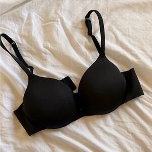 SKIMS  Black TEARDROP PUSH-UP BRA size 32b